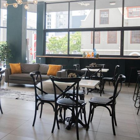 קייפטאון The Rhino Hotel & Apartments מראה חיצוני תמונה