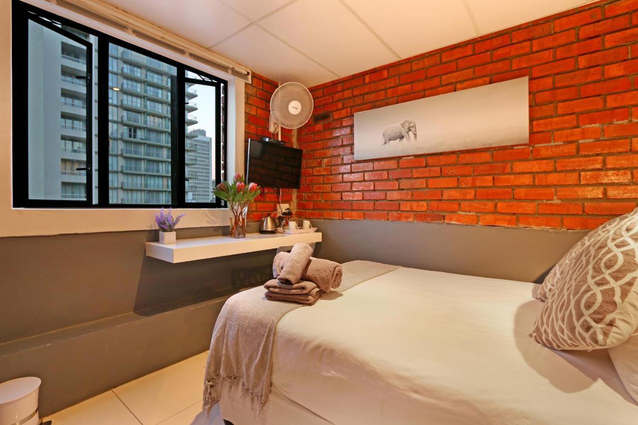 קייפטאון The Rhino Hotel & Apartments מראה חיצוני תמונה